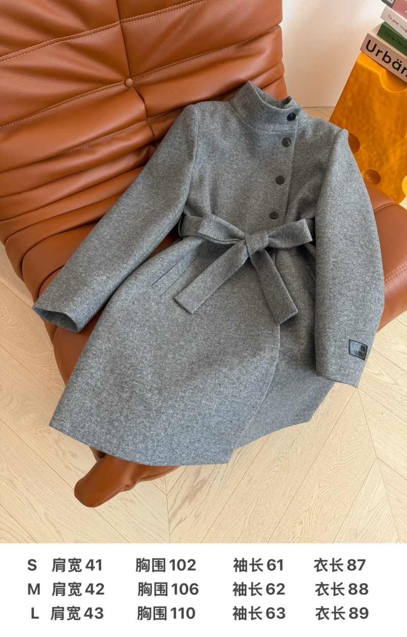 chr1st1an D10r outwear